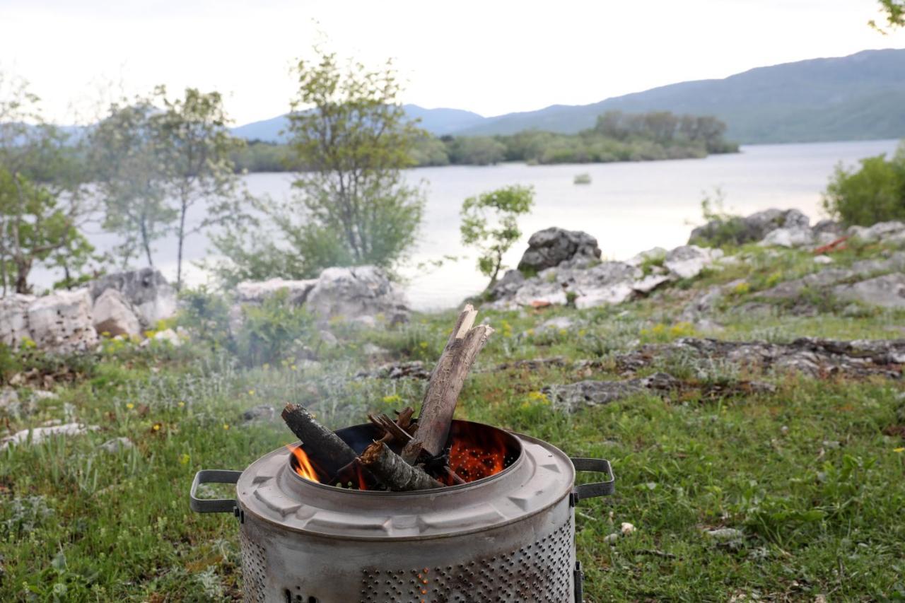 Lake House 'Vilin Konak' Niksic ภายนอก รูปภาพ